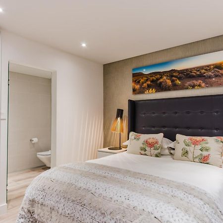 סטלנבוש 107 Dorpstraat Boutique Hotel מראה חיצוני תמונה