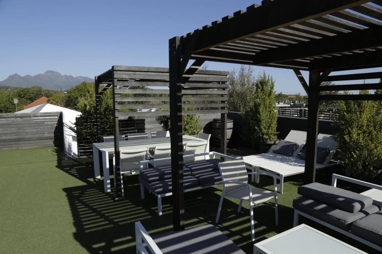 סטלנבוש 107 Dorpstraat Boutique Hotel מראה חיצוני תמונה